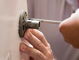 Inver Grove Heights MN Locksmith Inver Grove Heights, MN 651-448-2620 Inver Grove Heights MN Locksmith Inver Grove Heights, MN 651-448-2620 - 18-Emergency-Opening